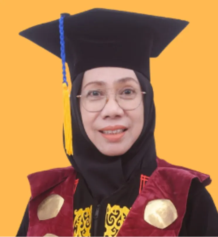 Prof. Dr Hj. Aji Ratna Kusuma, M.Si