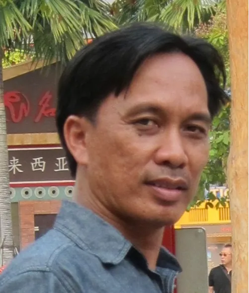 Dr. . Erwin, S.Hut., MP.