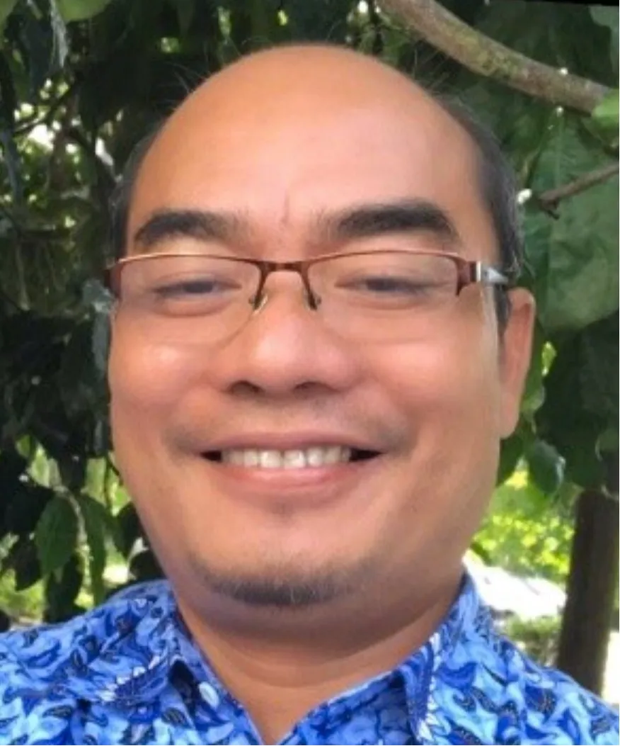 Dr, dr. Nataniel Tandirogang, M.Si